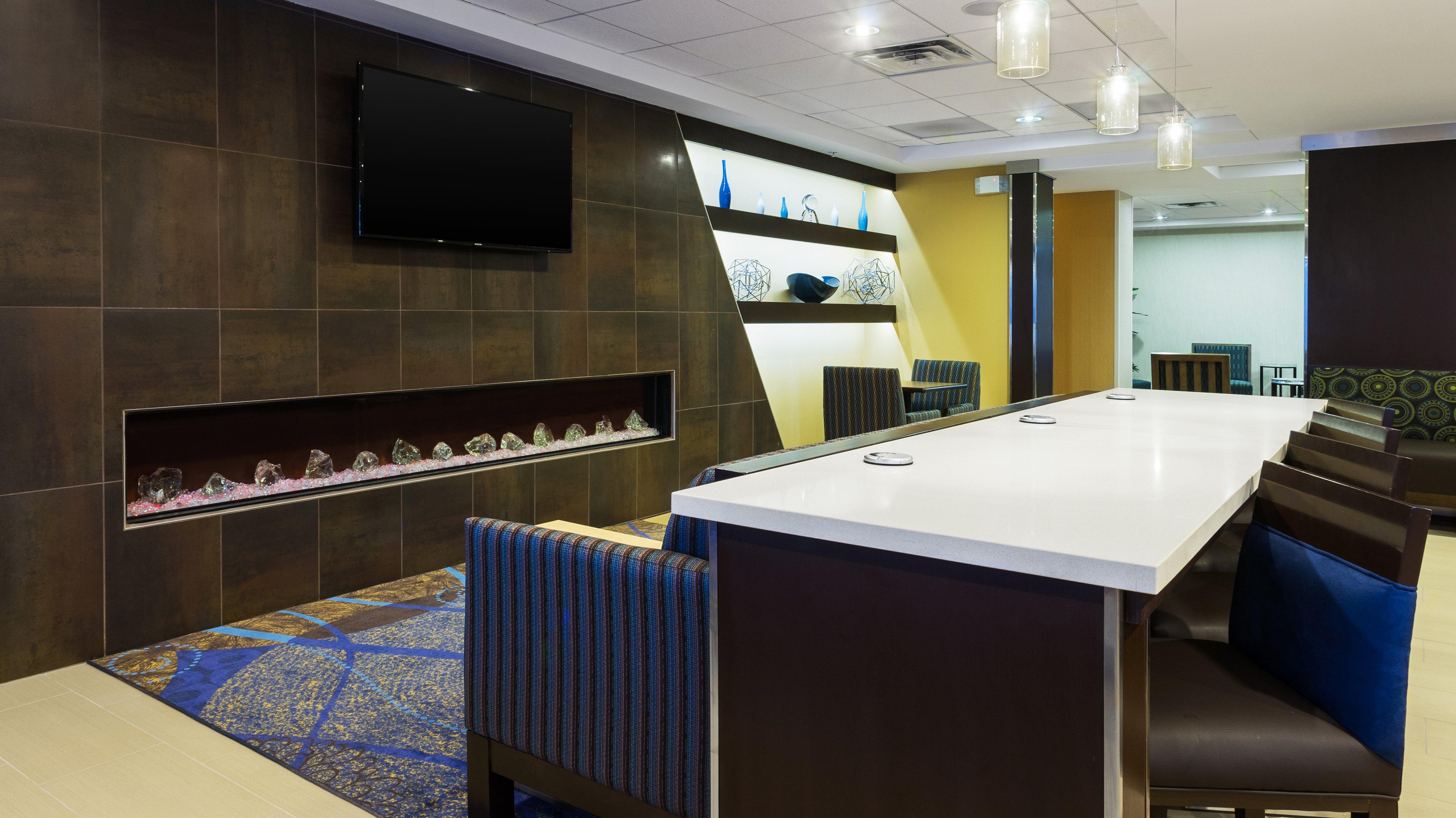 Holiday Inn Express & Suites Midland Loop 250 By Ihg Exterior foto