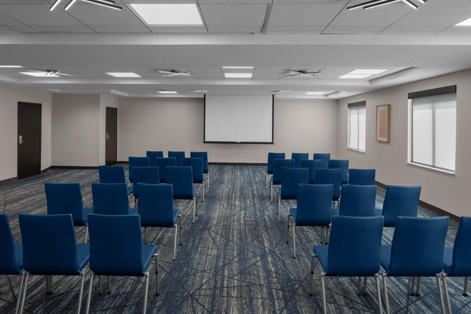 Holiday Inn Express & Suites Midland Loop 250 By Ihg Exterior foto